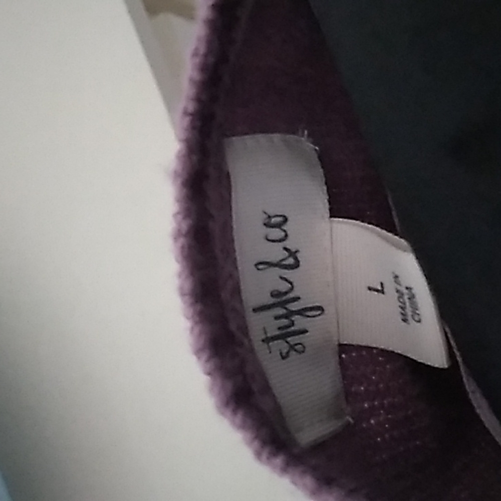 Long sleeve lightweight dusty rose sweater - Picture 3 of 4